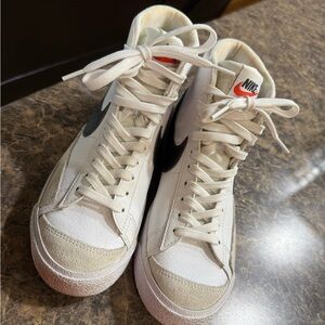 Nike blazers 5.5Y